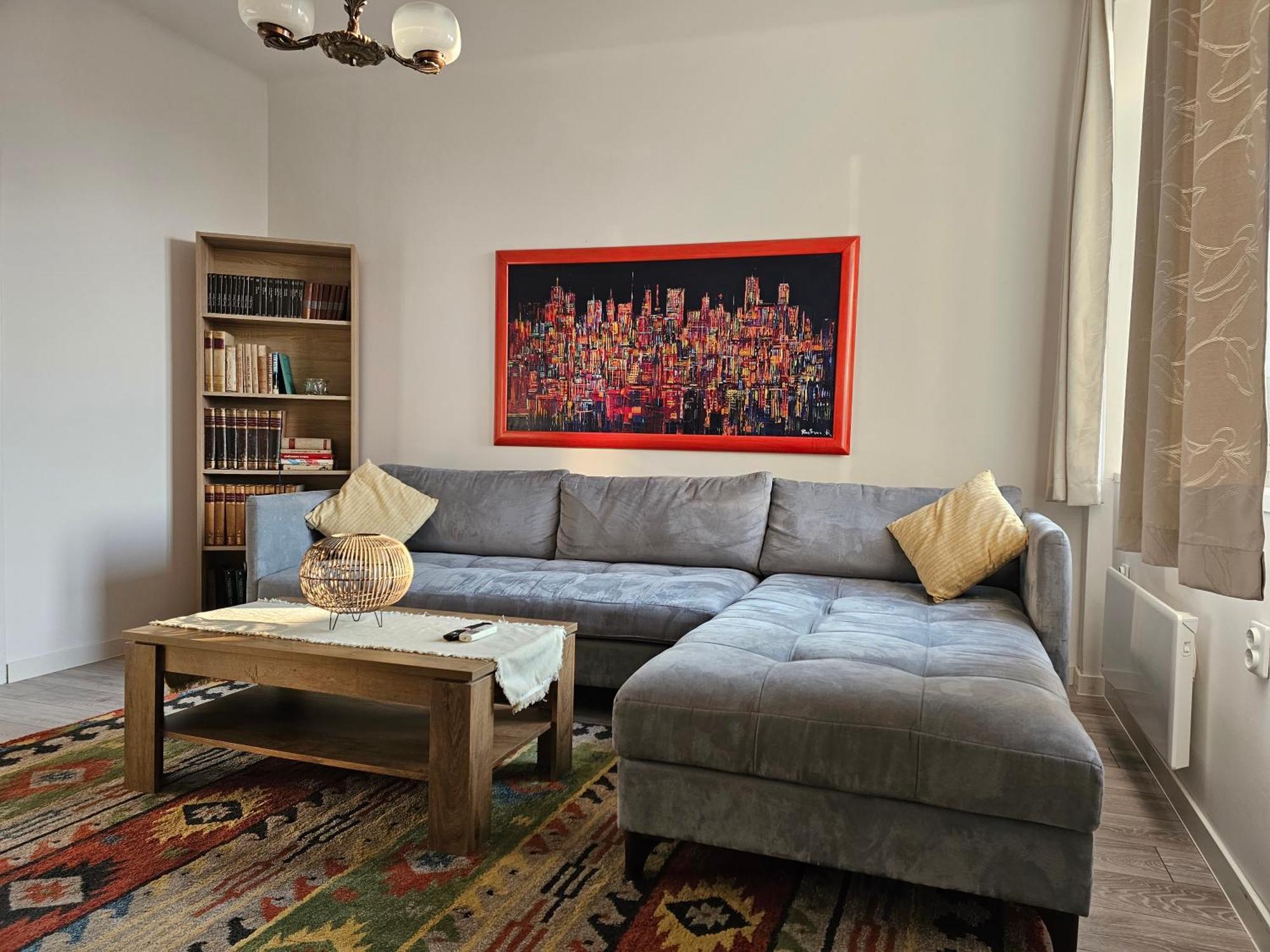 Apartment Loga
